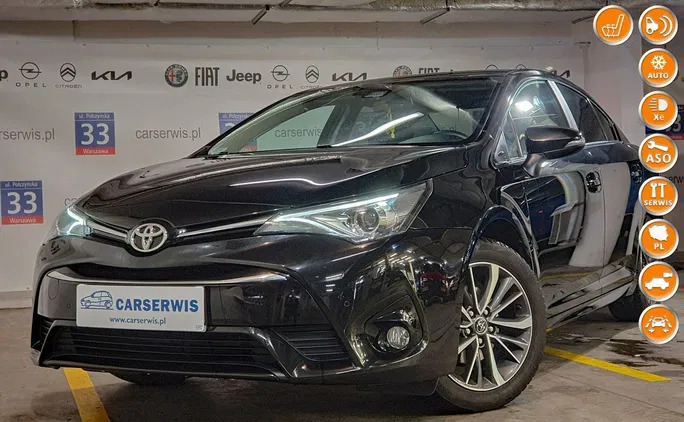 samochody osobowe Toyota Avensis cena 69800 przebieg: 88870, rok produkcji 2017 z Mława